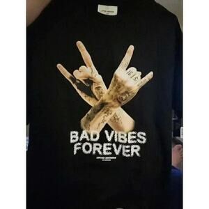 Lifted Anchors Bad Vibes Men's L T-Shirt Black Short Sleeve Tee NWT CR4